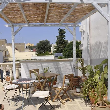 Sisters House Lecce